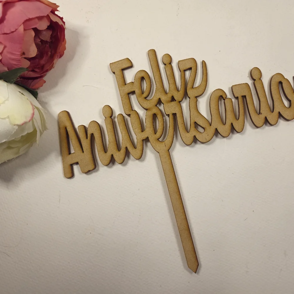 Wooden 'Feliz Aniversario' Cake Topper. Happy Anniversary Cake Topper.